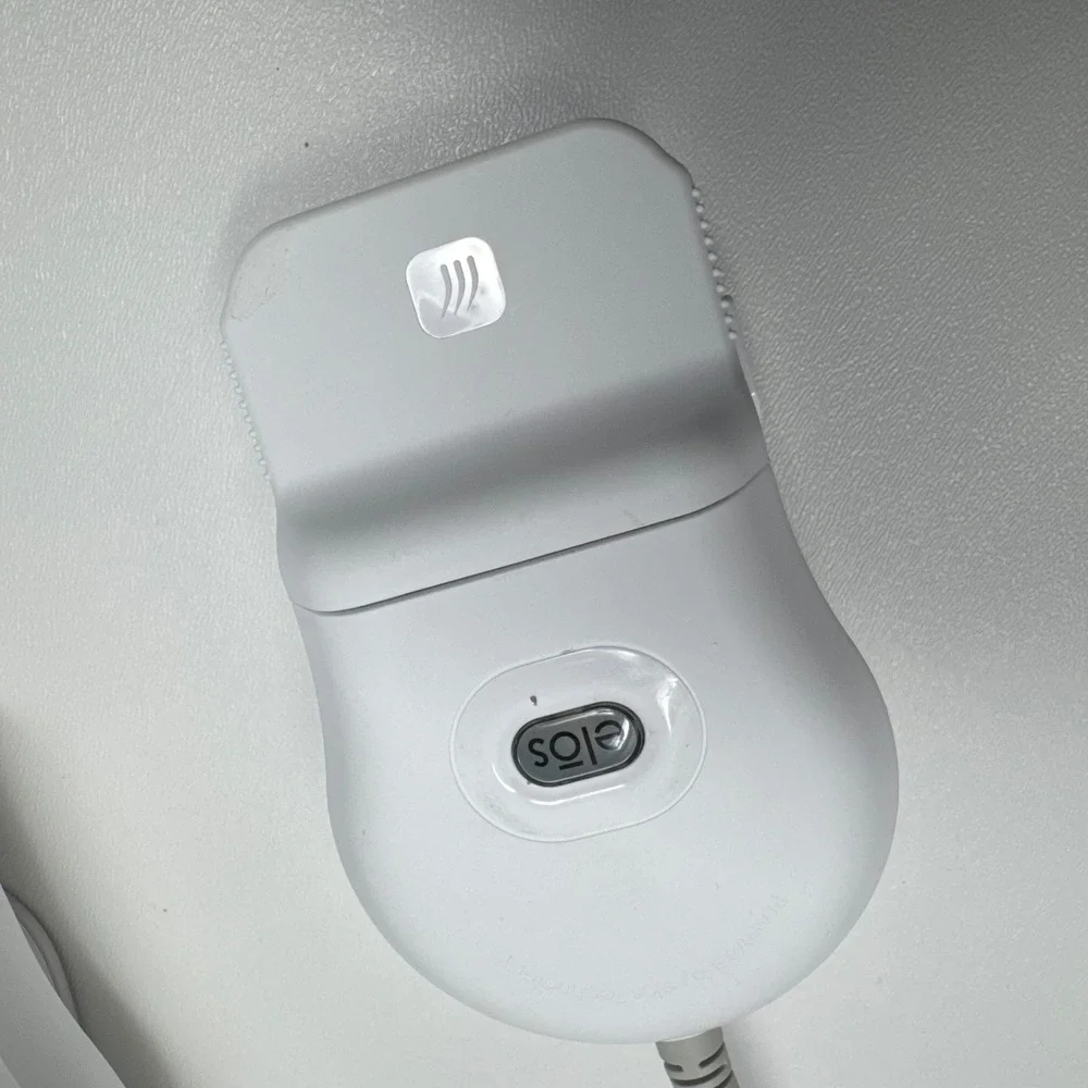 mē elōs Professional Hair Removal System Iluminage Beauty HU-FG00501 White